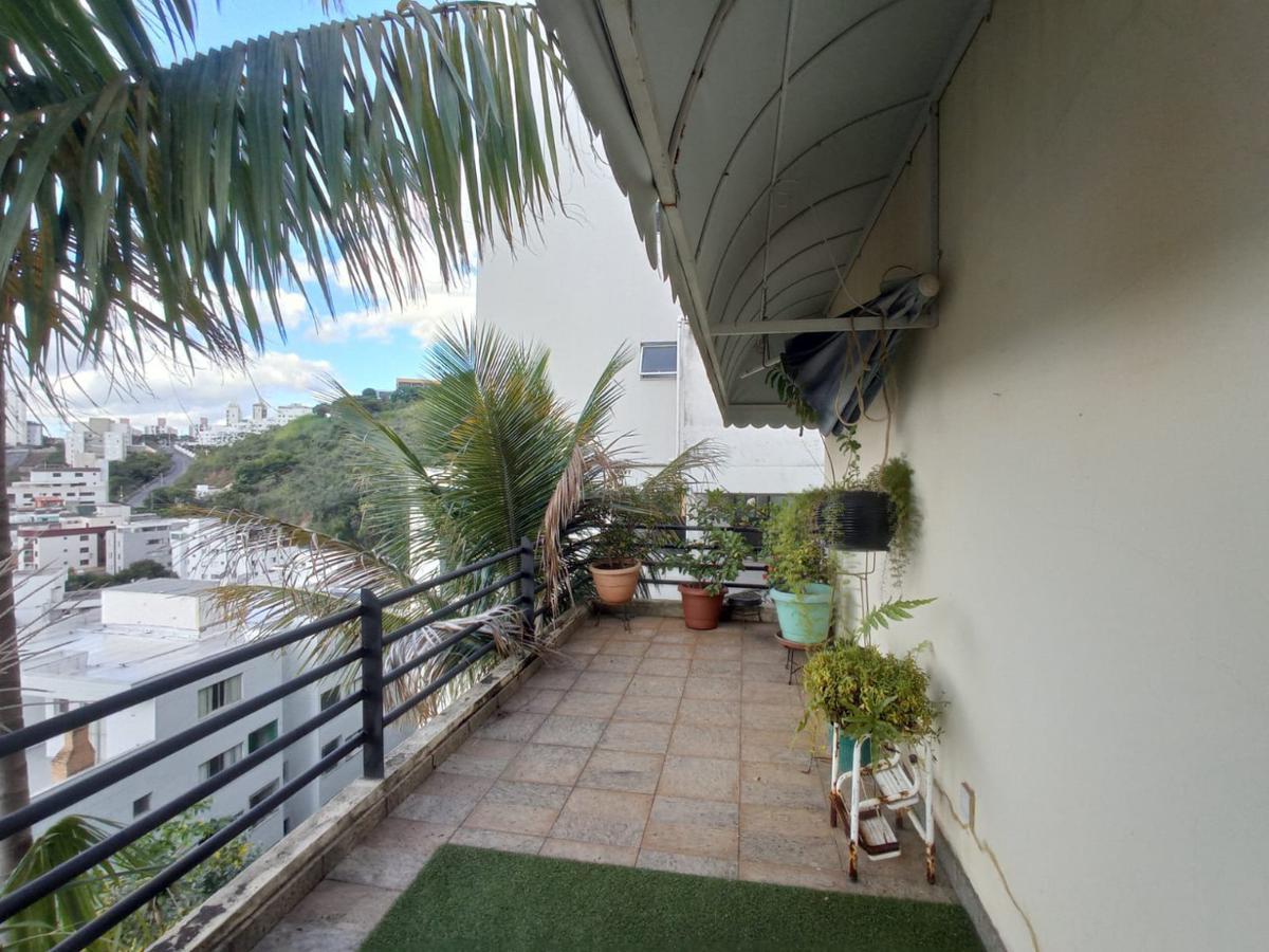 Casa, Buritis, 4 Quartos, 3 Vagas, 2 Suítes