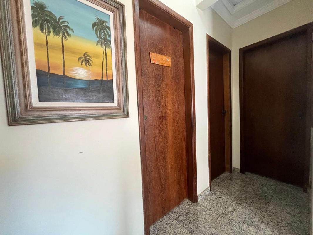 Casa, Alípio de Melo, 3 Quartos, 4 Vagas, 1 Suíte