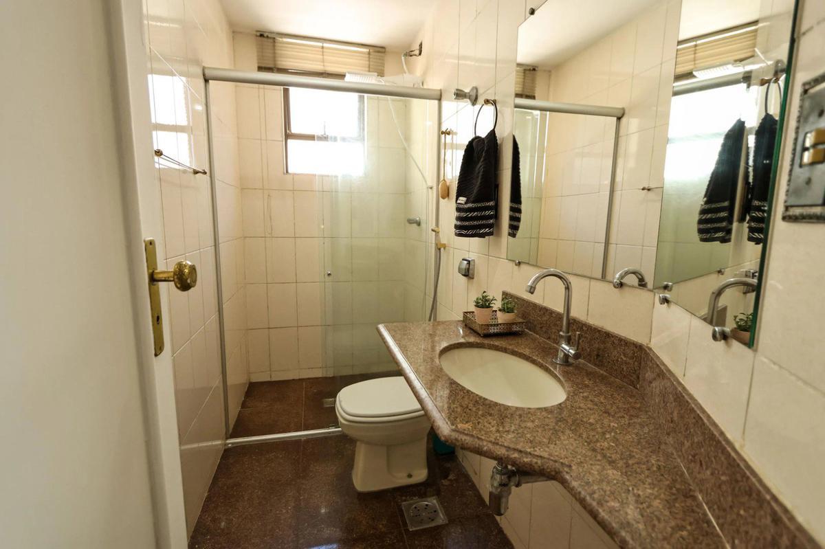 Apartamento, Luxemburgo, 4 Quartos, 3 Vagas, 1 Suíte