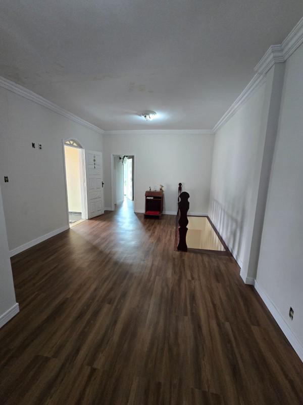 Casa, Novo Glória, 3 Quartos, 3 Vagas, 1 Suíte