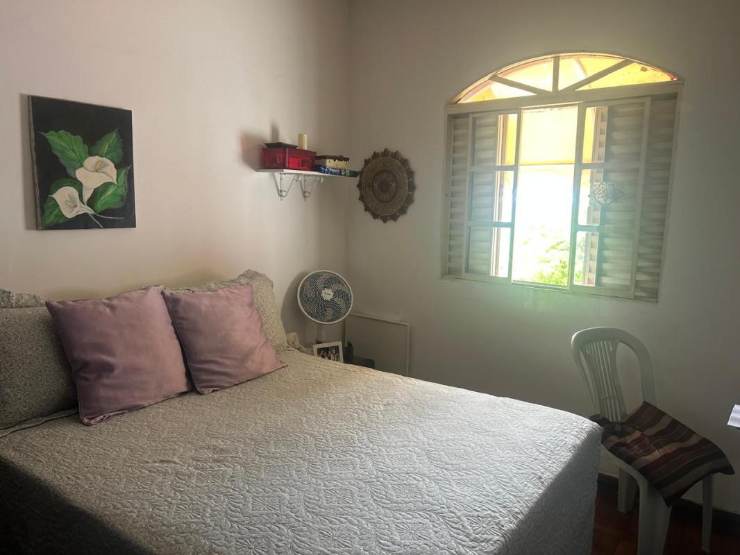 Casa, Teixeira Dias, 5 Quartos, 2 Vagas