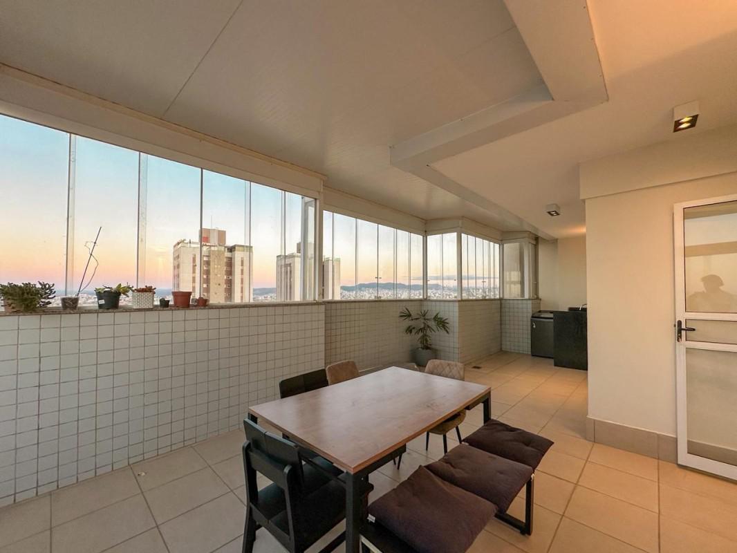 Cobertura, Ouro Preto, 2 Quartos, 3 Vagas, 2 Suítes