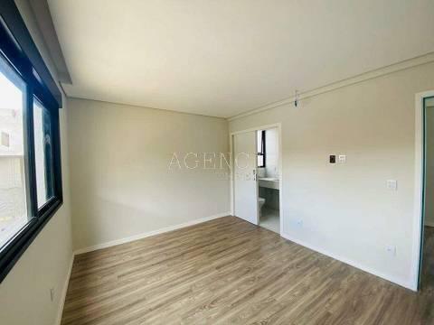 Apartamento, Portal do Sol, 4 Quartos, 0 Vaga, 3 Suítes