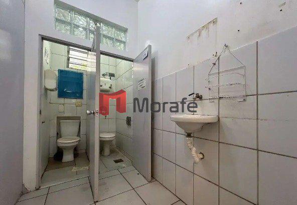 Galpão, São José, 0 Quarto, 4 Vagas