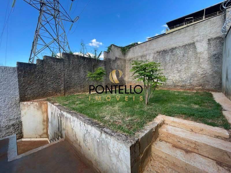 Casa, Santa Efigênia, 3 Quartos, 2 Vagas, 1 Suíte