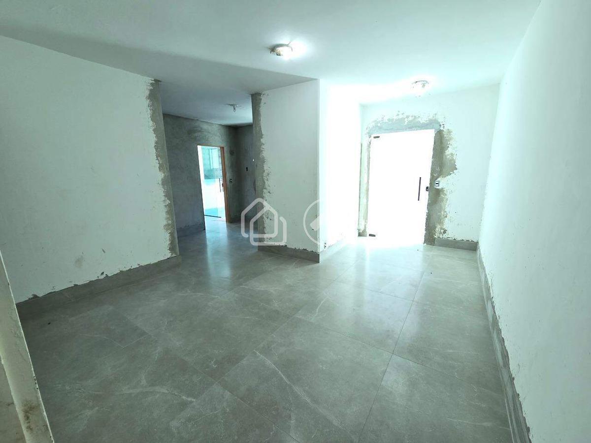 Casa, Buritis, 3 Quartos, 4 Vagas, 2 Suítes