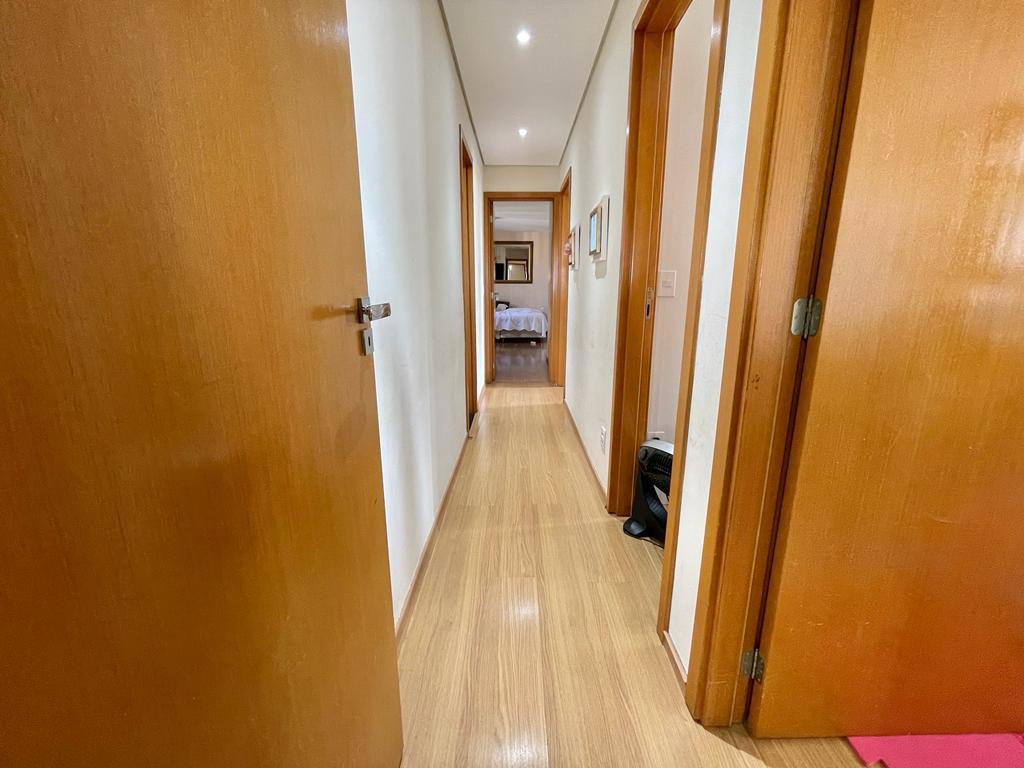 Cobertura, São José, 4 Quartos, 2 Vagas, 2 Suítes