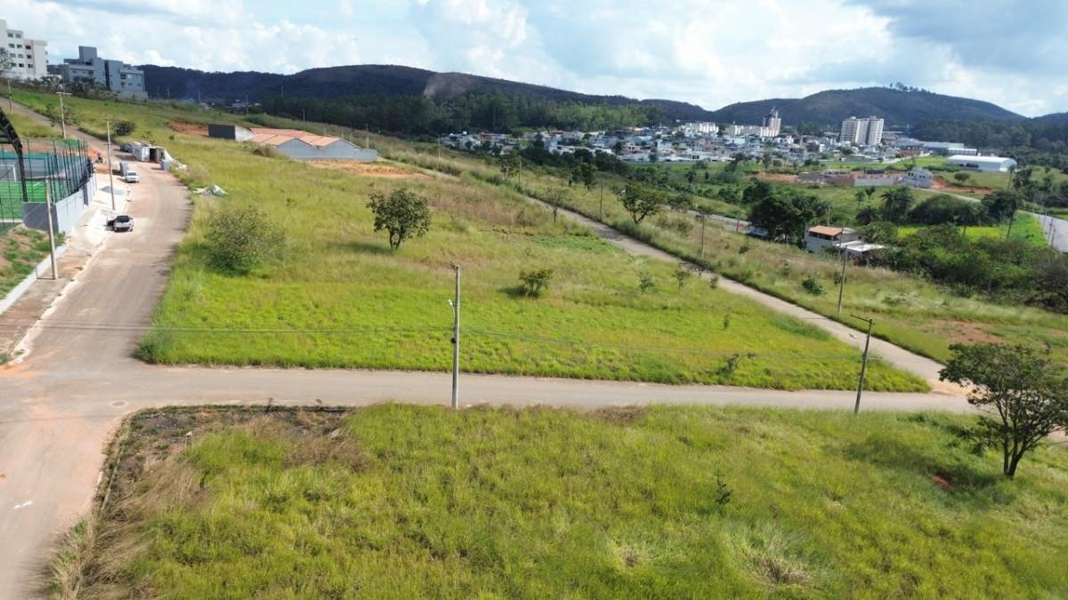 Lote, Ouro Branco, 0 Quarto, 0 Vaga