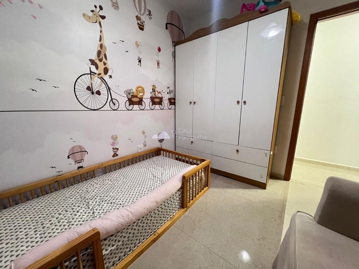 Casa, Candelária, 3 Quartos, 4 Vagas, 1 Suíte