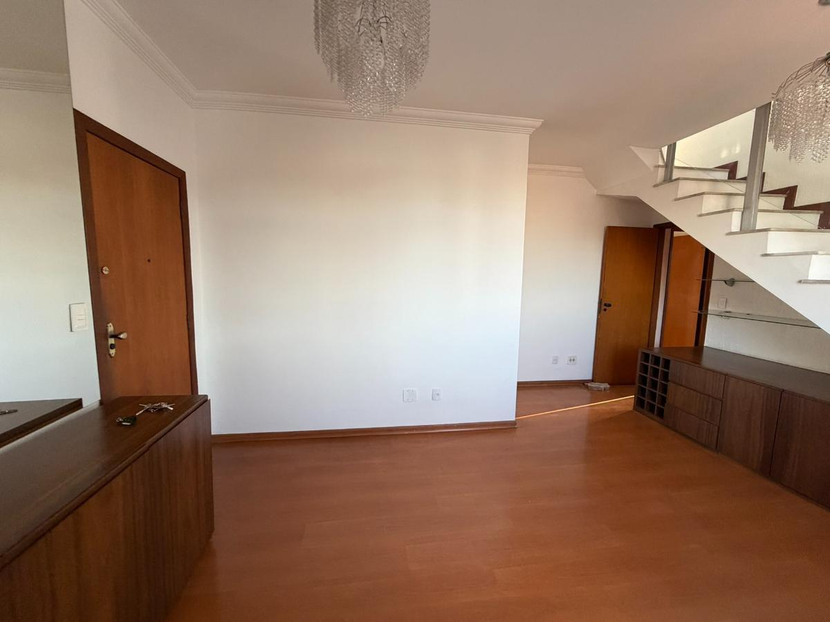 Cobertura, Santa Rosa, 3 Quartos, 2 Vagas, 1 Suíte