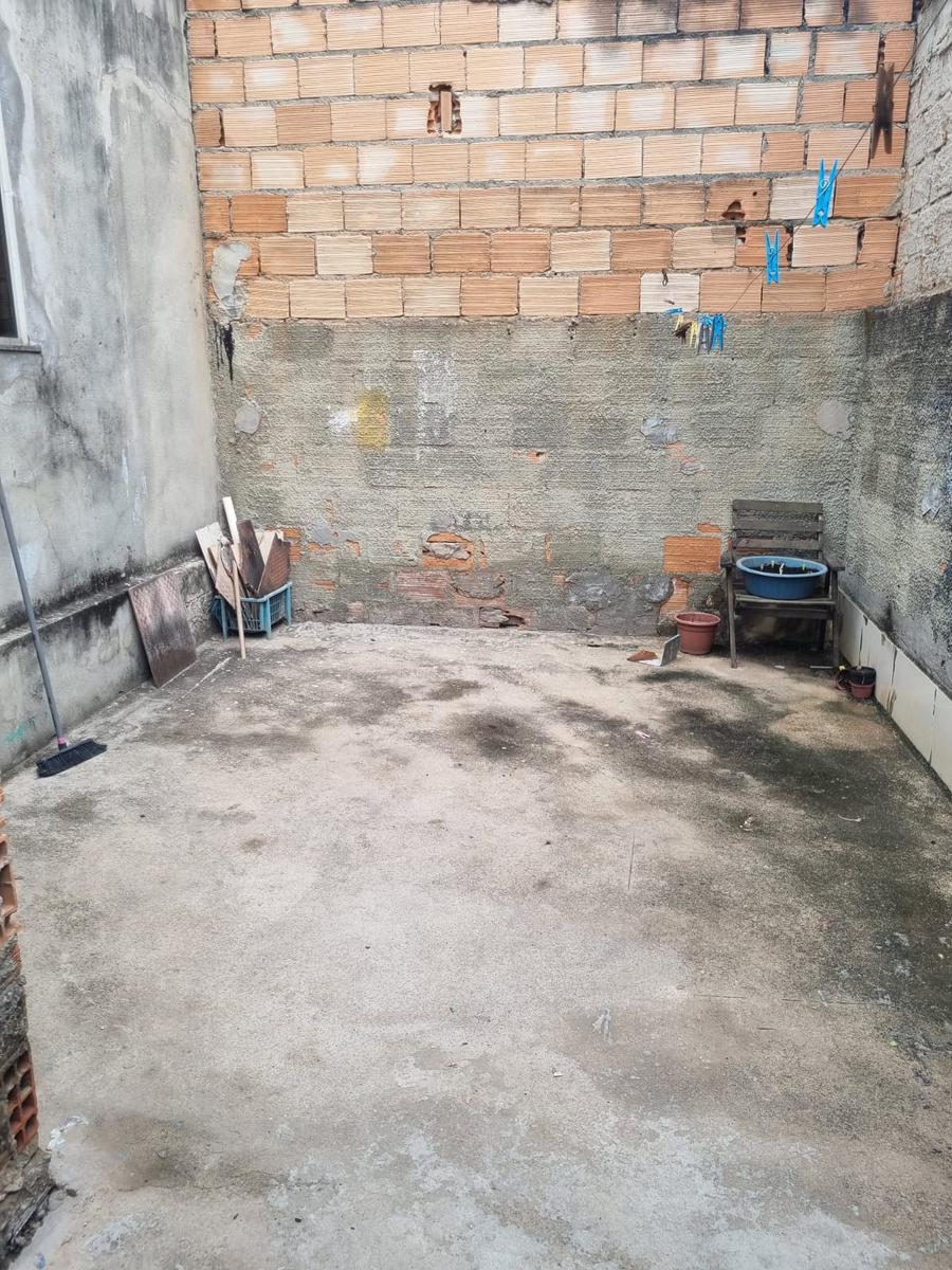 Casa, Funcionários, 2 Quartos, 2 Vagas