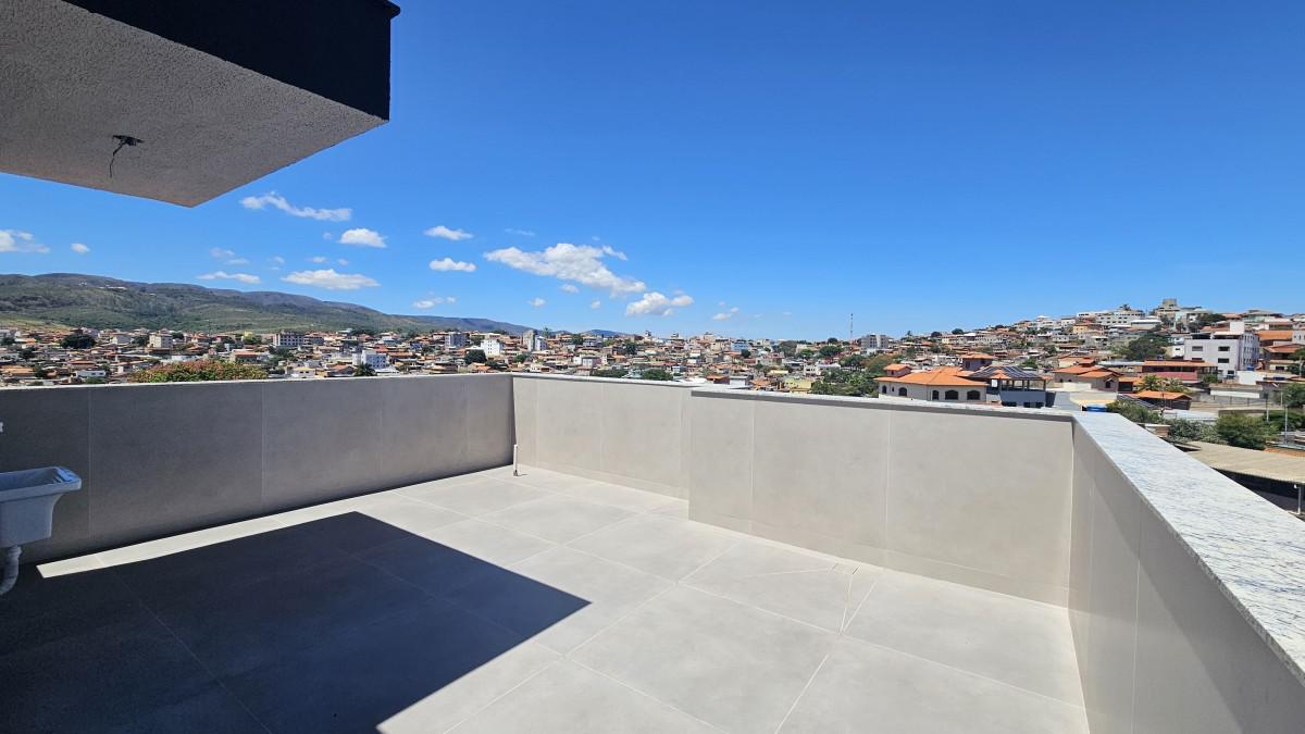 Cobertura, Miramar (barreiro), 3 Quartos, 2 Vagas, 1 Suíte