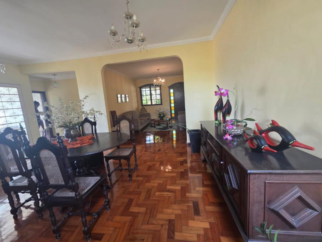 Casa, Novo Progresso, 6 Quartos, 2 Vagas, 1 Suíte