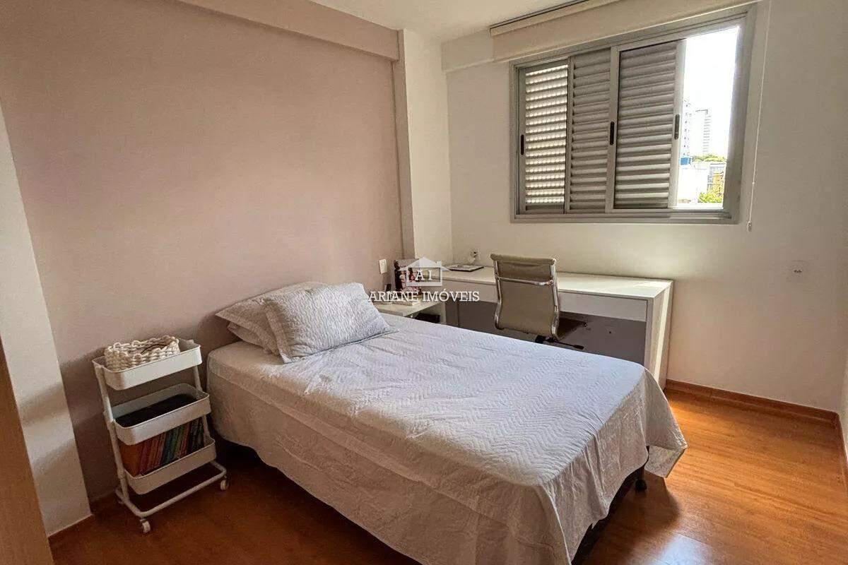 Apartamento, Santa Efigênia, 3 Quartos, 2 Vagas, 1 Suíte