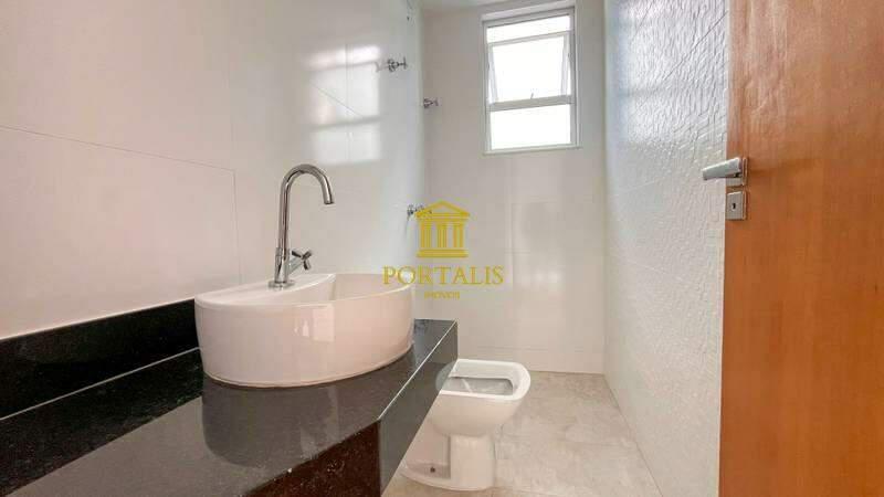 Apartamento, Serra, 2 Quartos, 3 Vagas, 1 Suíte