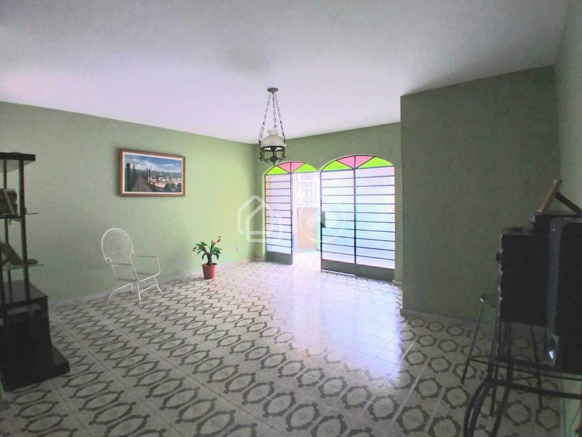 Casa, Havaí, 4 Quartos, 4 Vagas, 1 Suíte