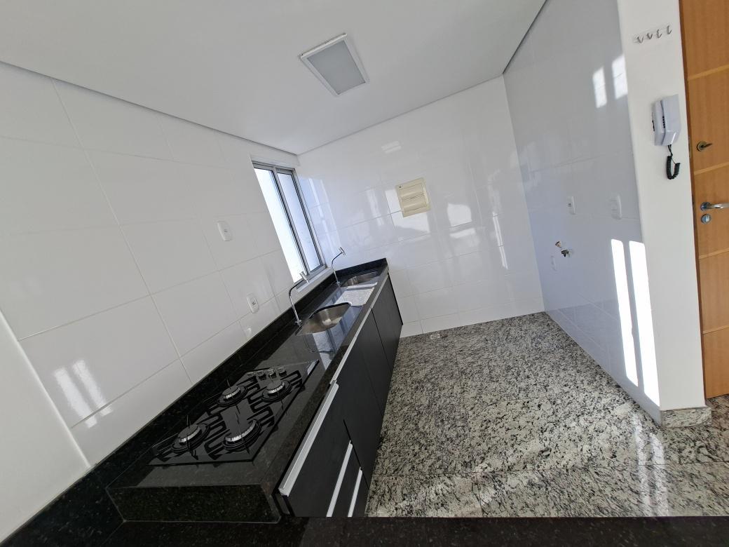 Apartamento, Funcionários, 2 Quartos, 2 Vagas, 1 Suíte