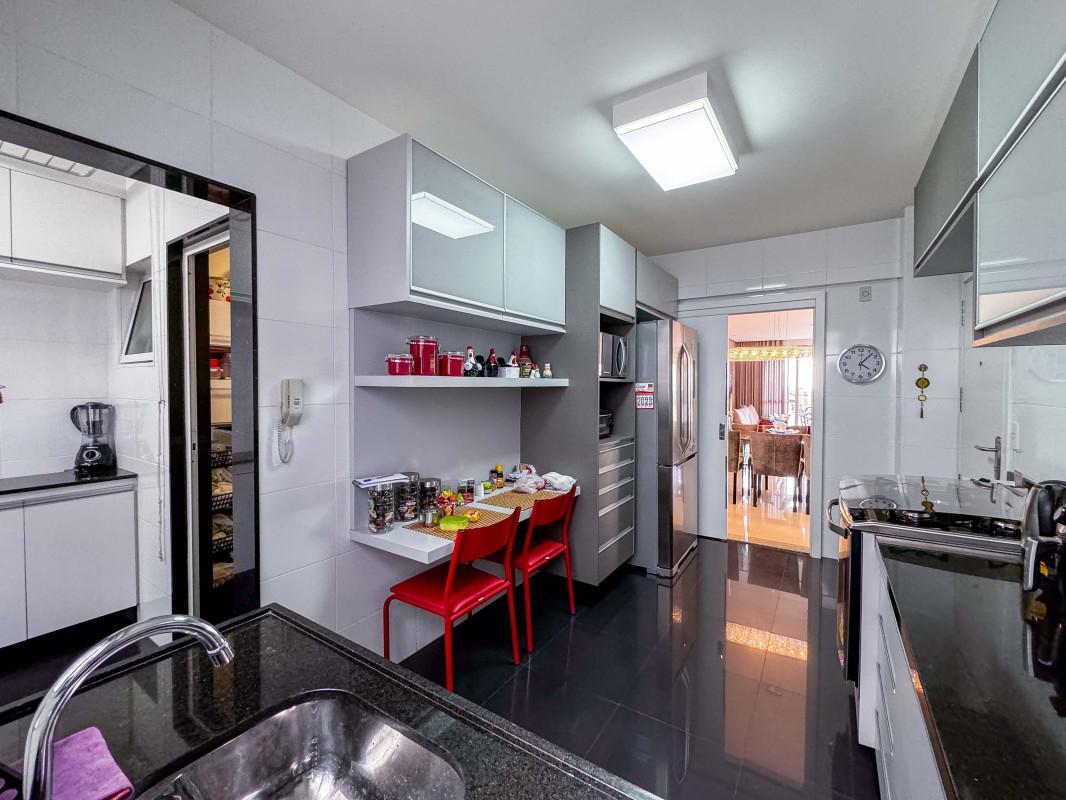 Apartamento, Barroca, 4 Quartos, 4 Vagas, 3 Suítes
