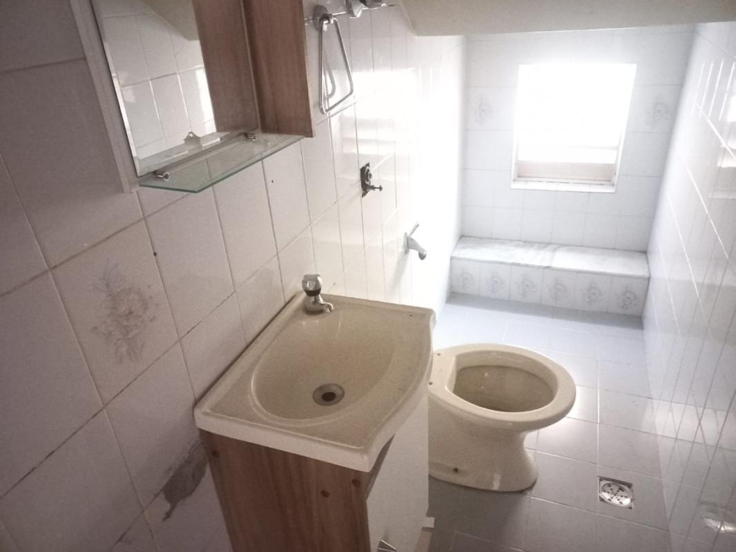 Casa, Planalto, 4 Quartos, 3 Vagas, 1 Suíte