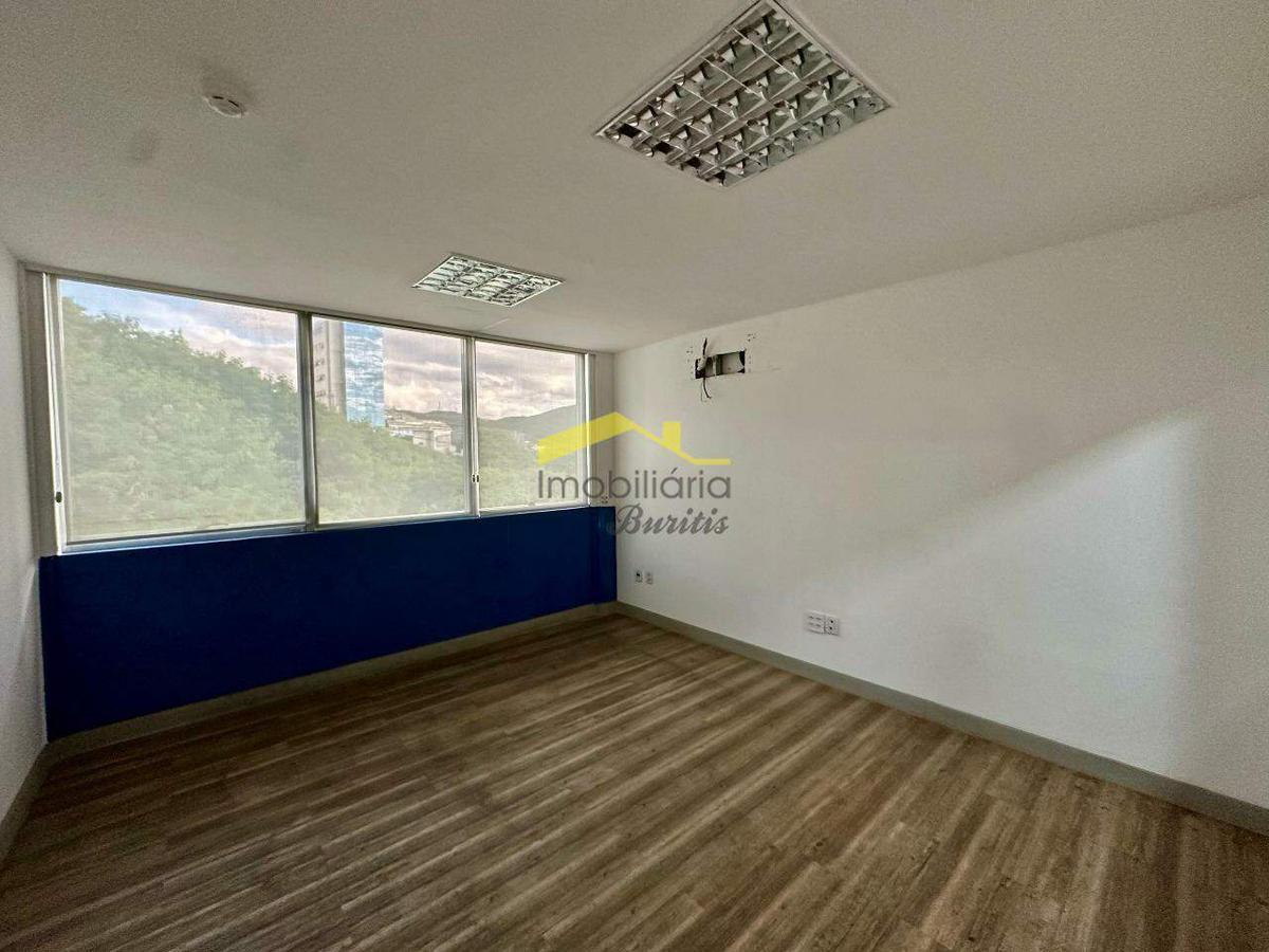 Andar, Estoril, 4 Vagas