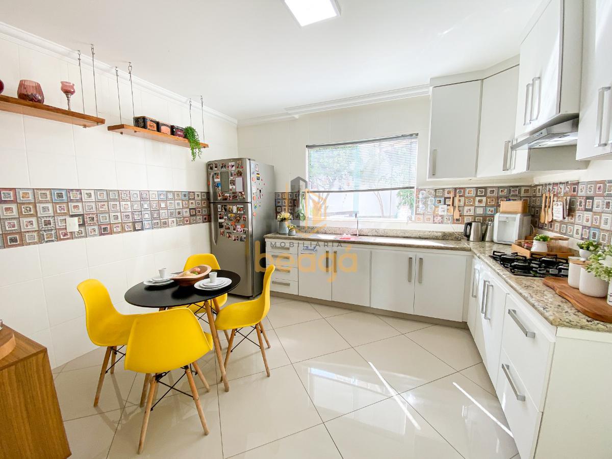 Casa, Manacás, 3 Quartos, 2 Vagas, 1 Suíte