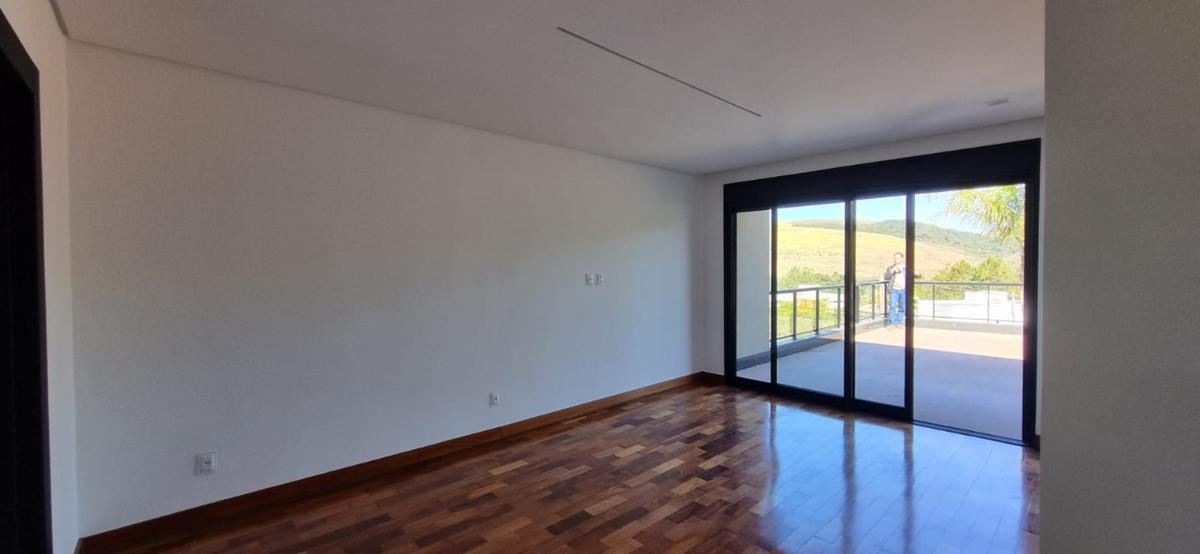 Casa, Alphaville - Lagoa dos Ingleses, 4 Quartos, 0 Vaga, 4 Suítes