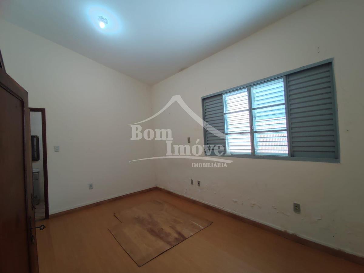 Casa, Centro, 0 Quarto, 0 Vaga