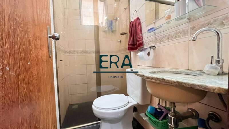 Casa, Buritis, 5 Quartos, 0 Vaga, 1 Suíte