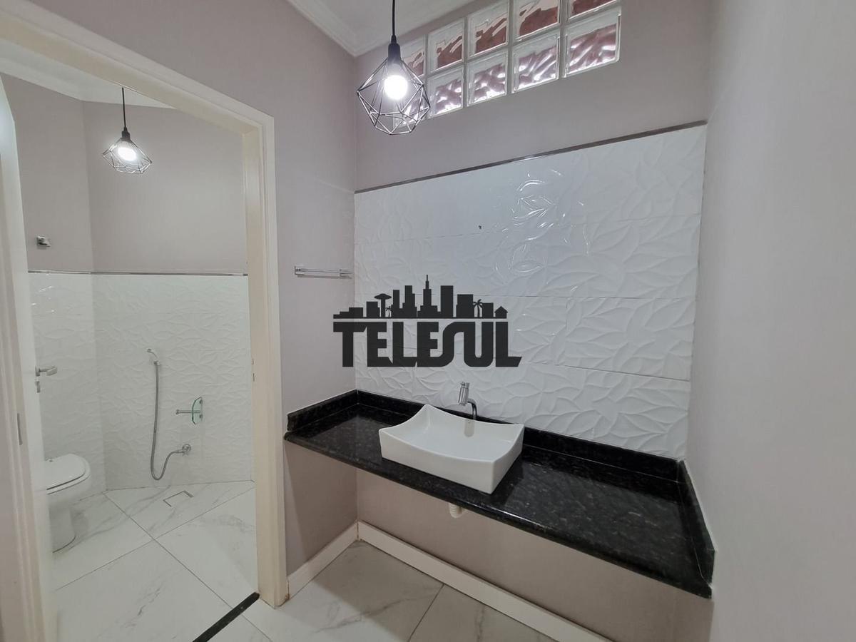 Casa, Jardim Ribeiro, 3 Quartos, 2 Vagas, 2 Suítes
