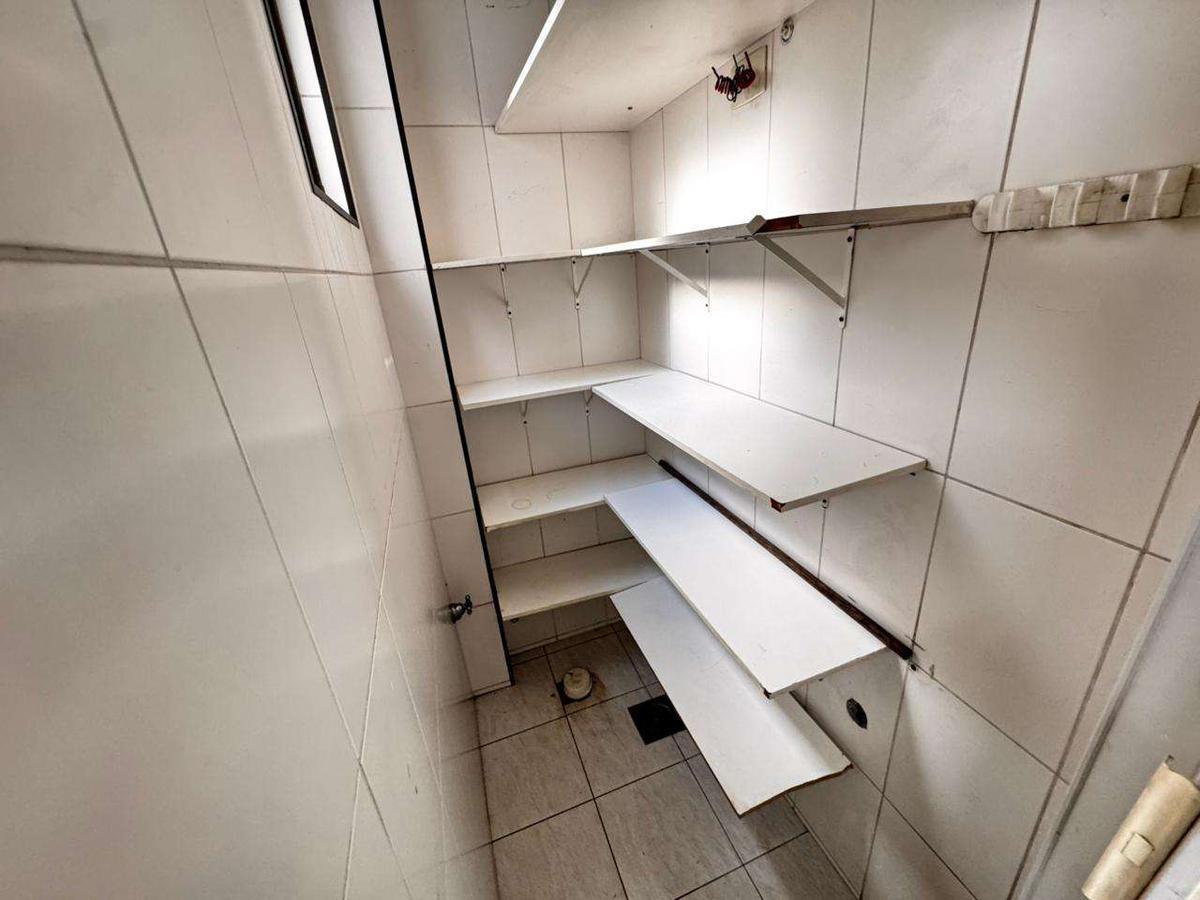 Apartamento, Sagrada Família, 3 Quartos, 4 Vagas, 1 Suíte