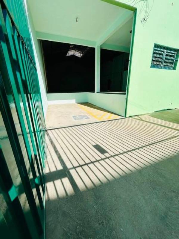 Galpão, São Francisco, 0 Quarto, 1 Vaga
