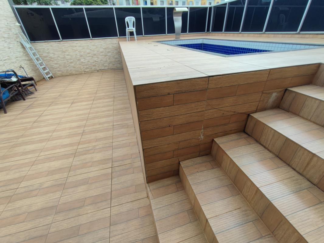 Casa, Itaipu, 4 Quartos, 10 Vagas, 1 Suíte