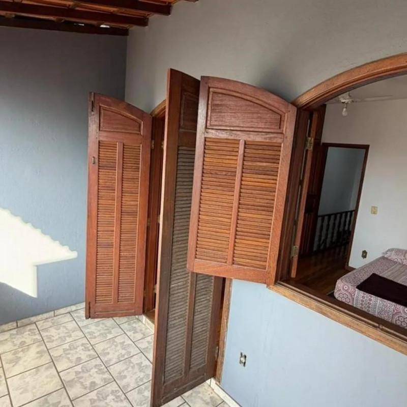 Casa, Diamante, 4 Quartos, 6 Vagas, 2 Suítes