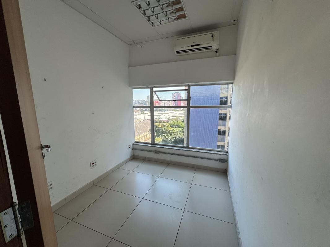 Andar, Centro, 0 Quarto, 5 Vagas