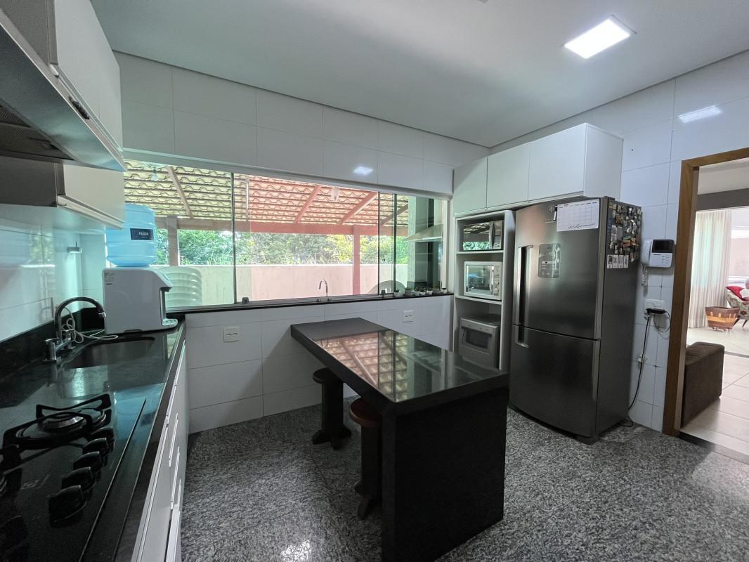 Casa, Arquipélago Verde, 4 Quartos, 6 Vagas, 1 Suíte
