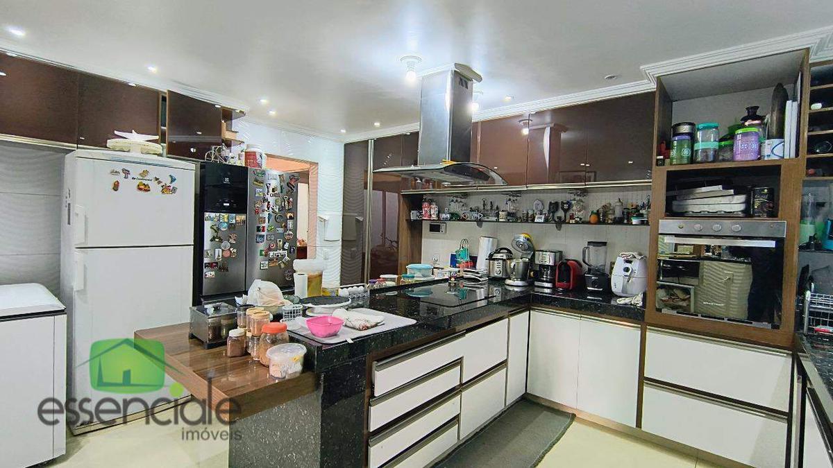 Casa, Novo Eldorado, 4 Quartos, 2 Vagas, 2 Suítes