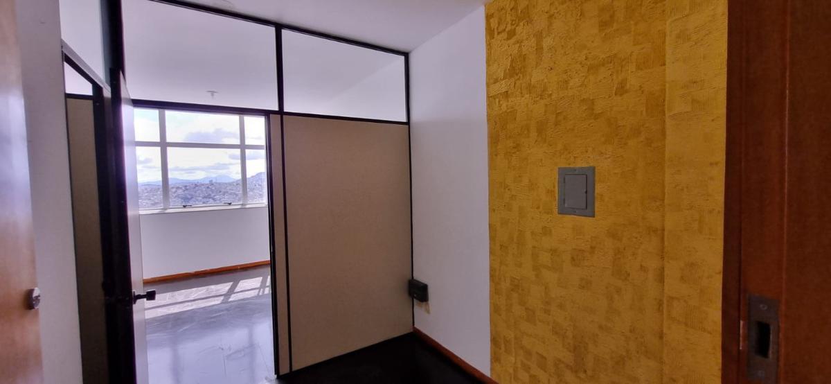 Sala, São Bento, 0 Quarto, 0 Vaga