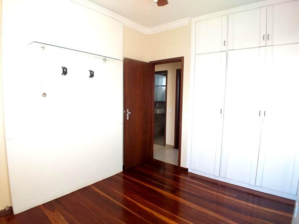 Apartamento, Estoril, 3 Quartos, 1 Vaga