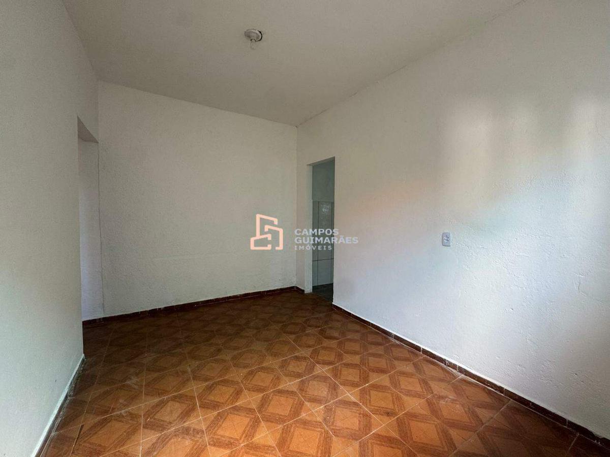 Casa, Milionários, 2 Quartos, 4 Vagas
