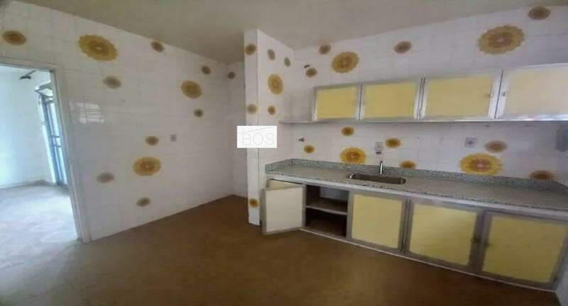 Casa, Cidade Nova, 5 Quartos, 3 Vagas, 1 Suíte