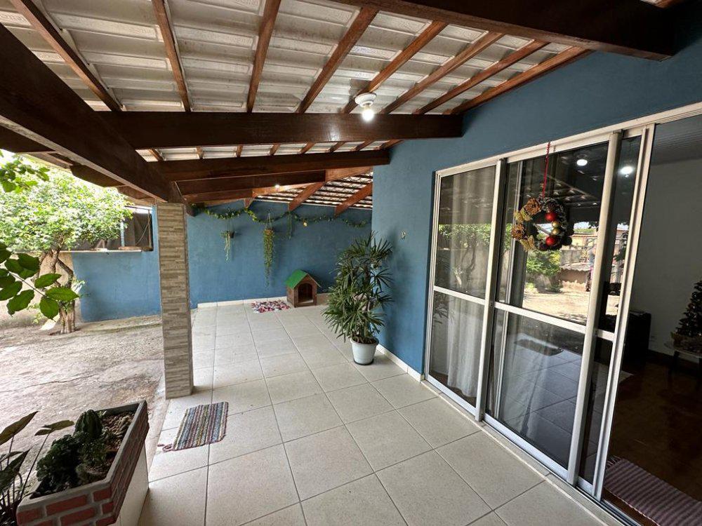 Casa, Centro, 3 Quartos, 4 Vagas, 1 Suíte