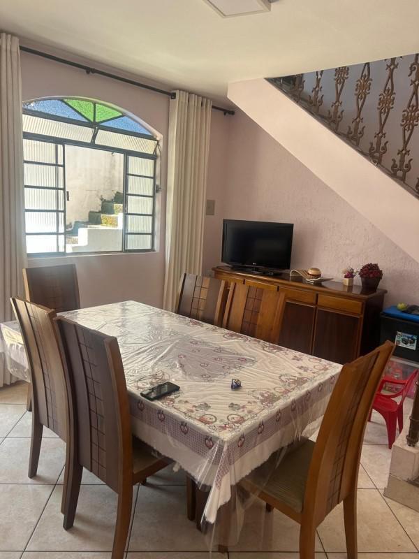 Casa, Fernão Dias, 3 Quartos, 8 Vagas