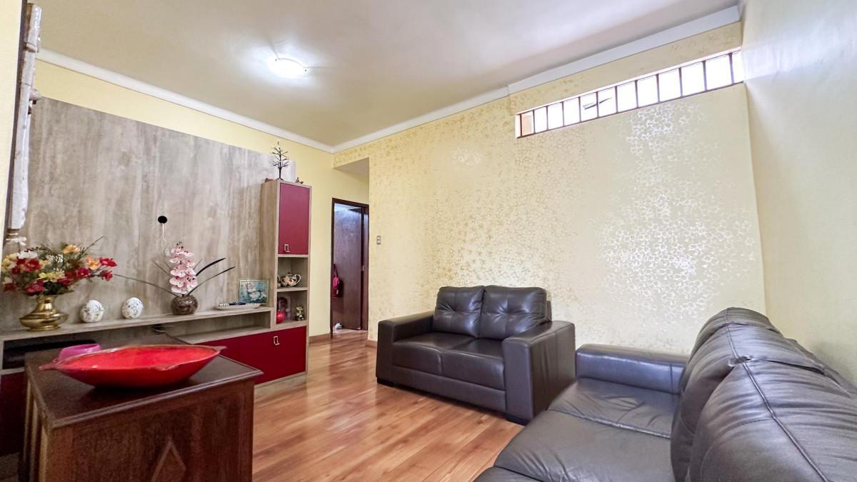 Casa, João Pinheiro, 3 Quartos, 1 Vaga, 1 Suíte