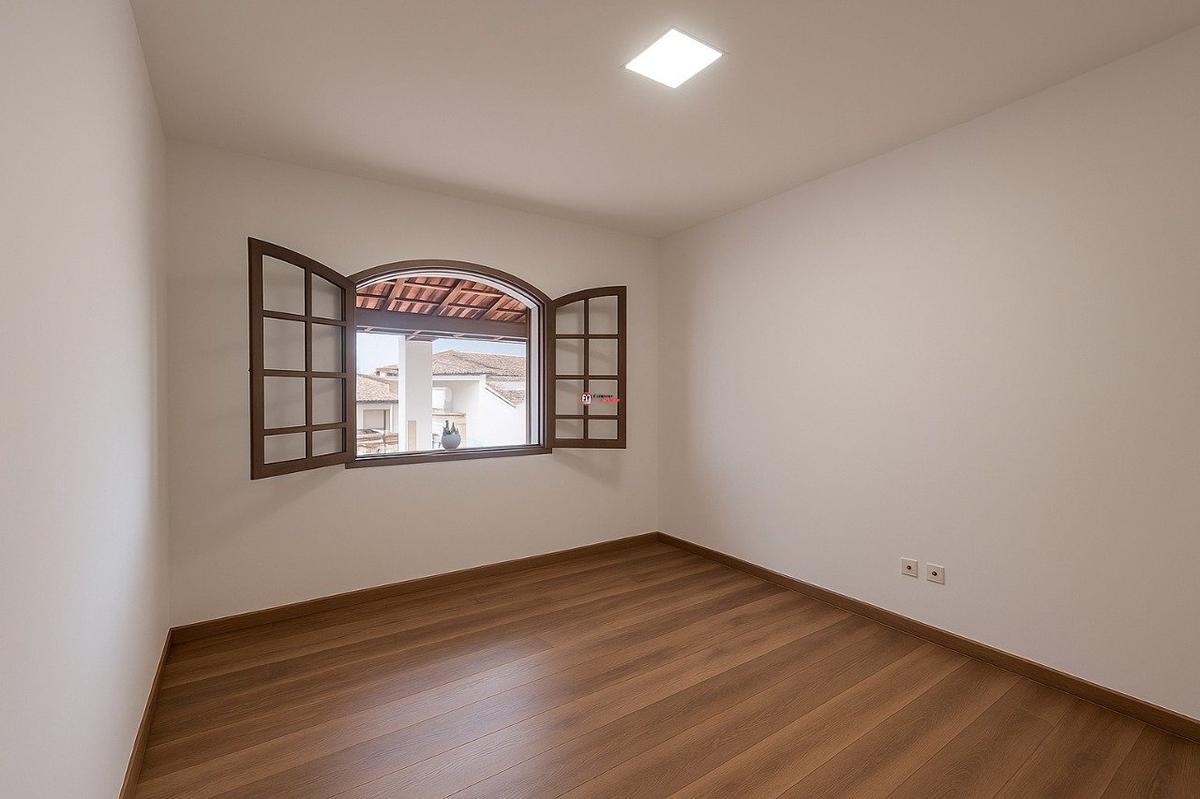 Casa, Santo André, 2 Quartos, 5 Vagas, 2 Suítes