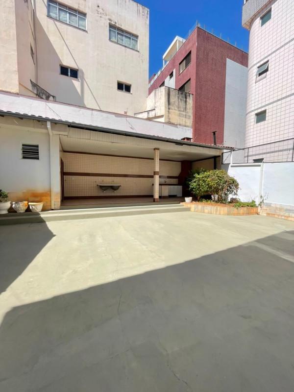 Casa, Castelo, 5 Quartos, 4 Vagas, 2 Suítes