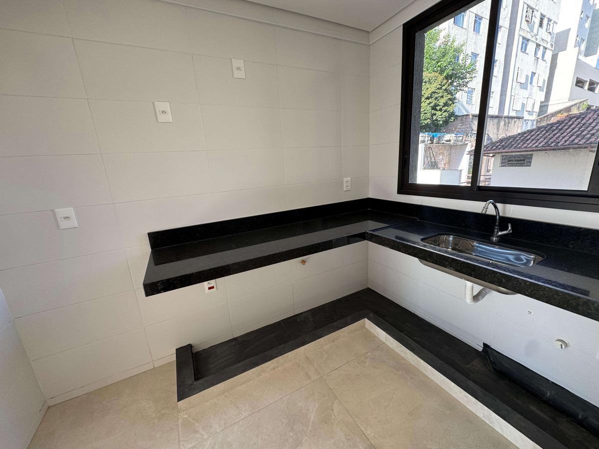 Apartamento, Serra, 2 Quartos, 2 Vagas, 1 Suíte