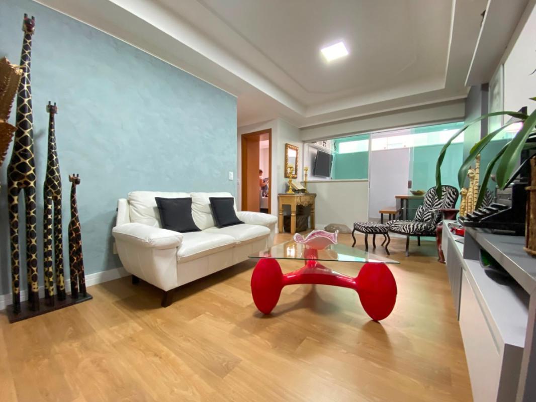 Apartamento, Castelo, 2 Quartos, 2 Vagas, 1 Suíte