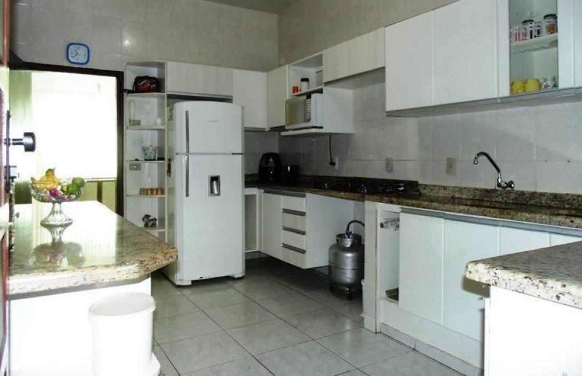 Casa, Niterói, 3 Quartos, 2 Vagas, 1 Suíte