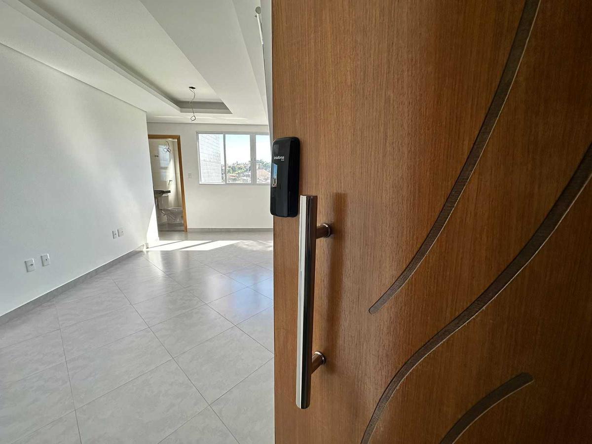 Cobertura, Santa Mônica, 2 Quartos, 2 Vagas, 1 Suíte