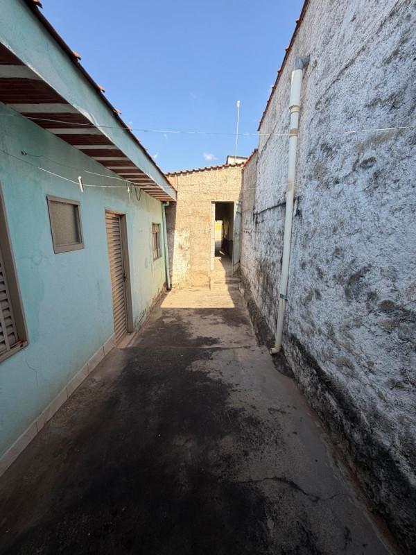 Casa, Vila Martins, 1 Quarto, 0 Vaga